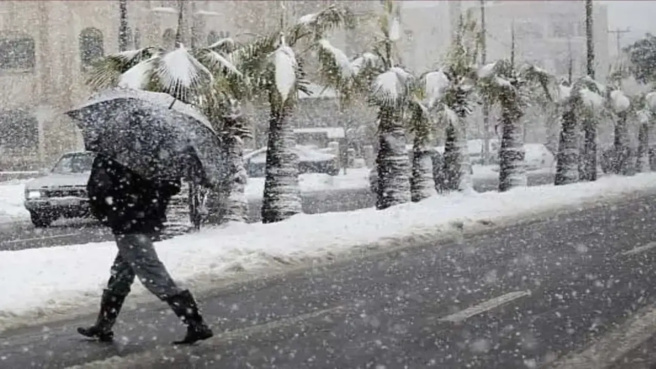 أمطار وثلوج مستمرة.. خريطة طقس المغرب خلال الساعات المقبلة بمختلف الأقاليم